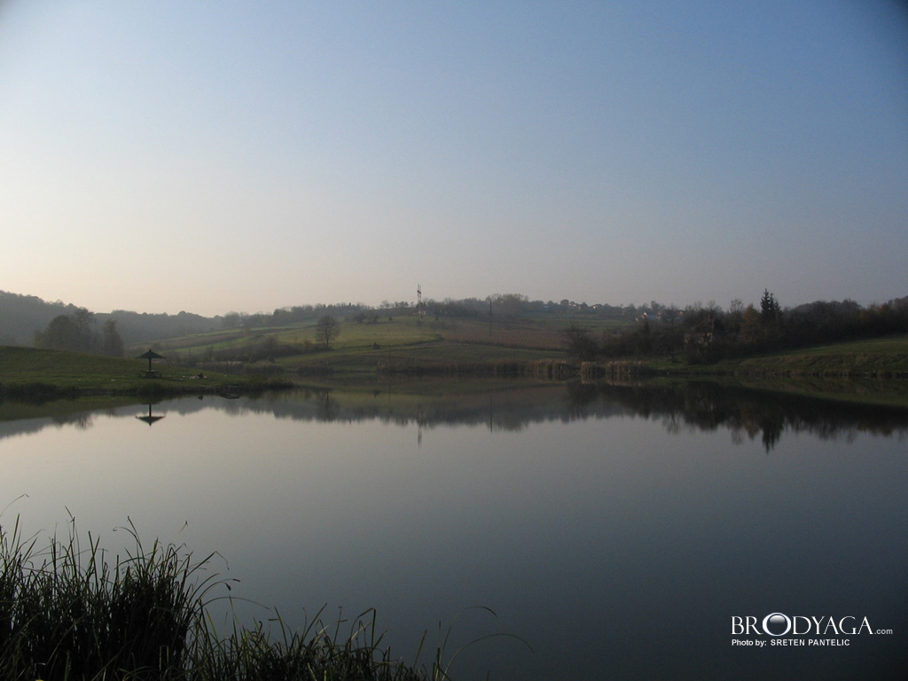 Petnica Lake